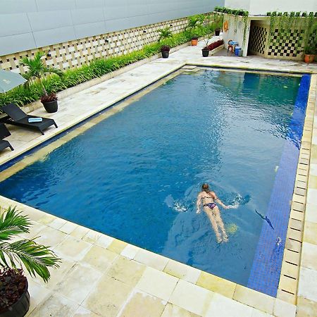 Premier Basko Hotel Padang  Esterno foto