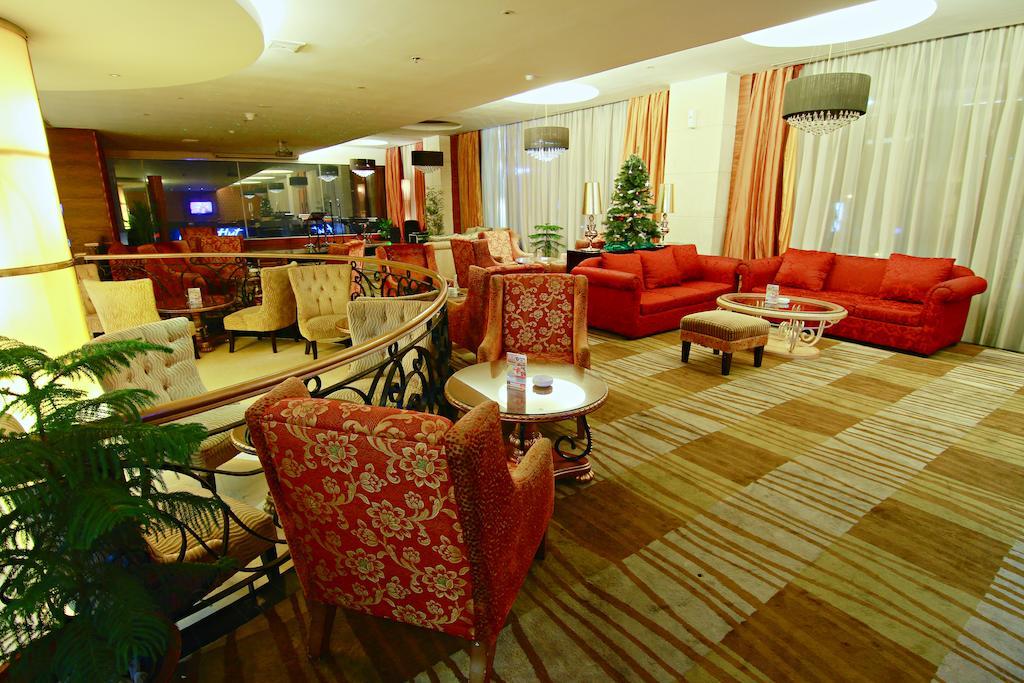 Premier Basko Hotel Padang  Esterno foto
